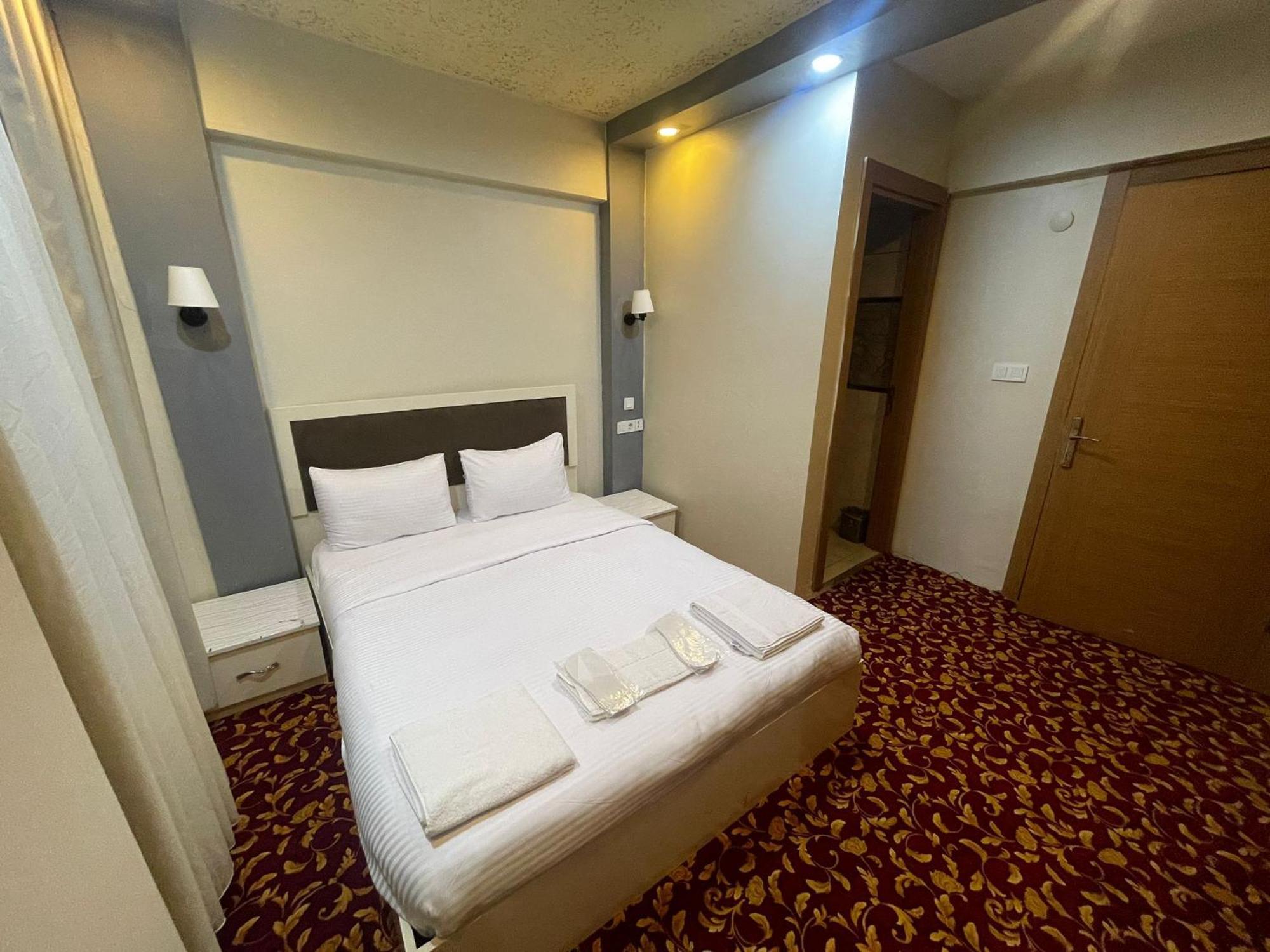 Ufuk Hotel Istambul Exterior foto