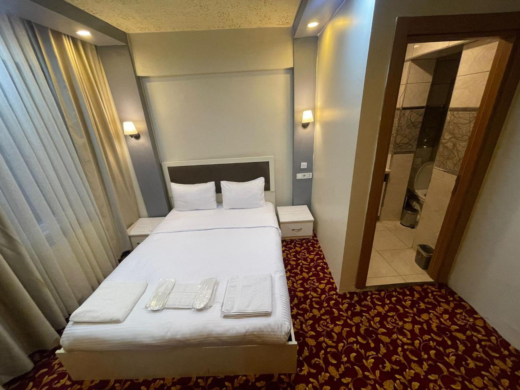 Ufuk Hotel Istambul Exterior foto